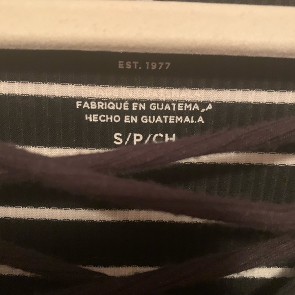 đź’•American Eagle Top - Picture 3 of 4